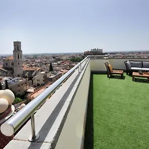 Apartamento Atico Frente Al Museo Dali, Figueras